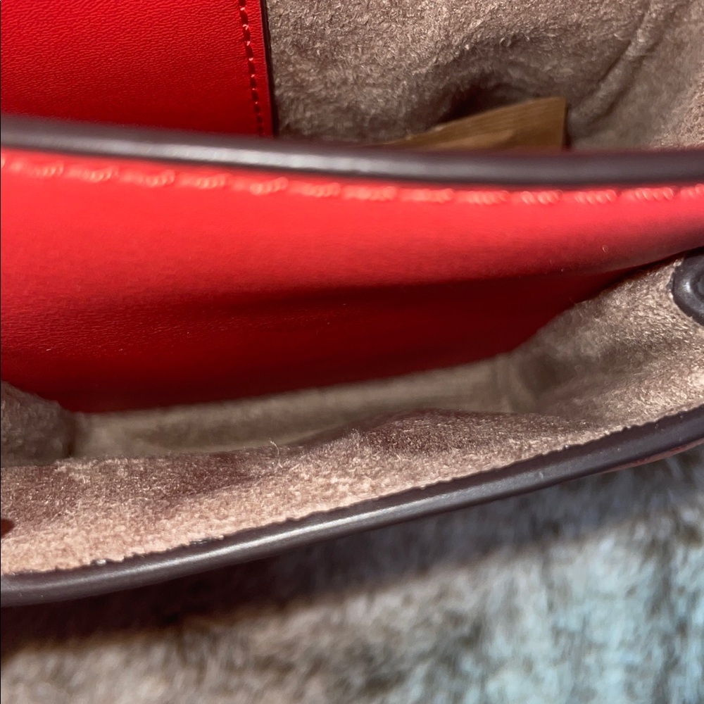 Michael Kors ‘Colby’ Medium Shoulder Bag - Picture 11 of 14